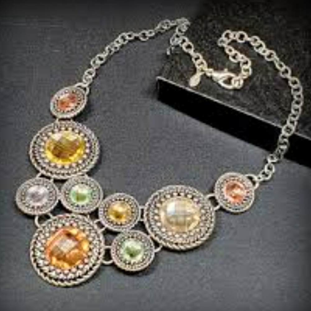 Premier Designs - Chiffon Necklace